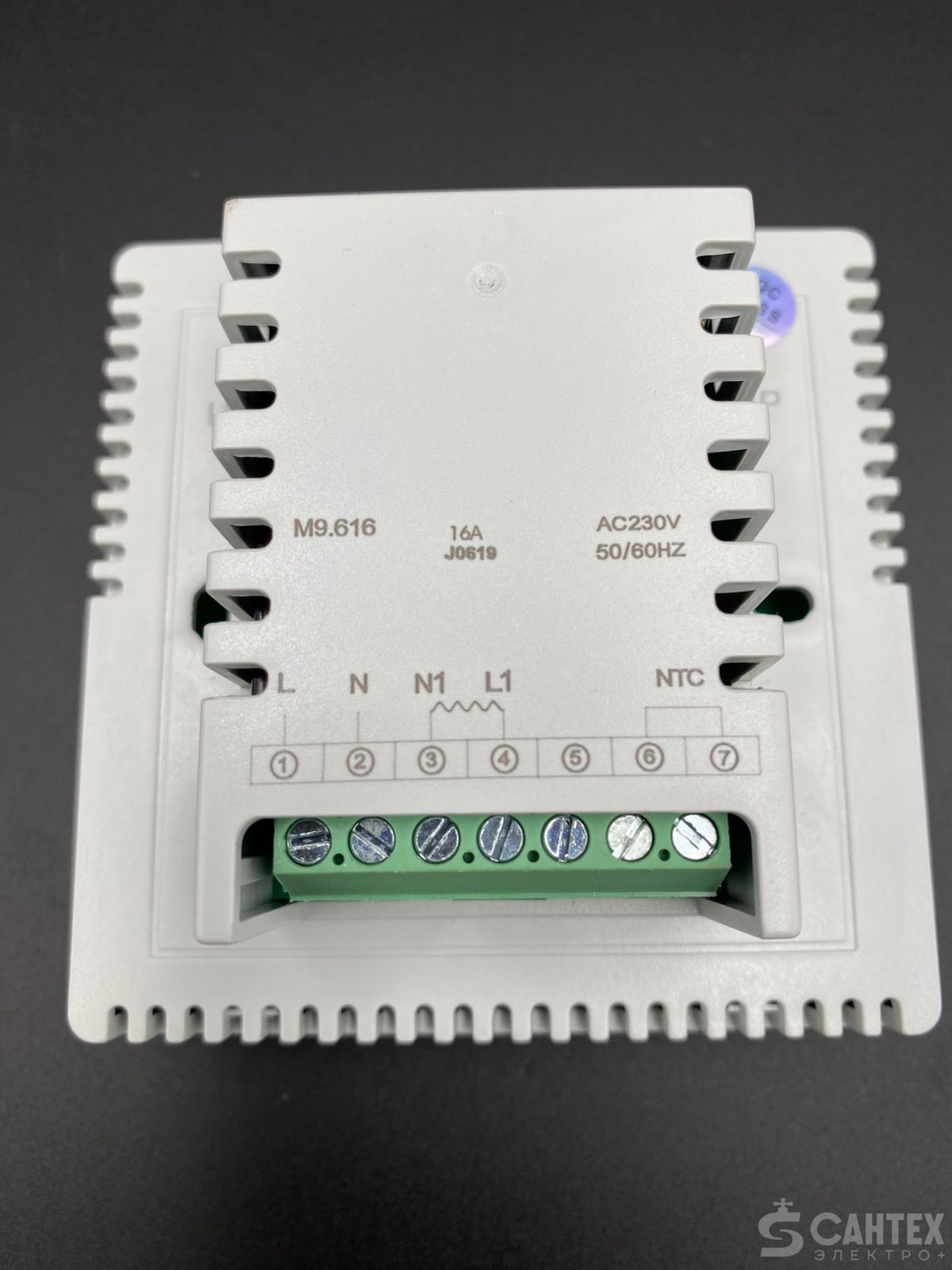 Термостат комнатный с дисплеем 220В/16А, ZEISSLER, арт.M9.616