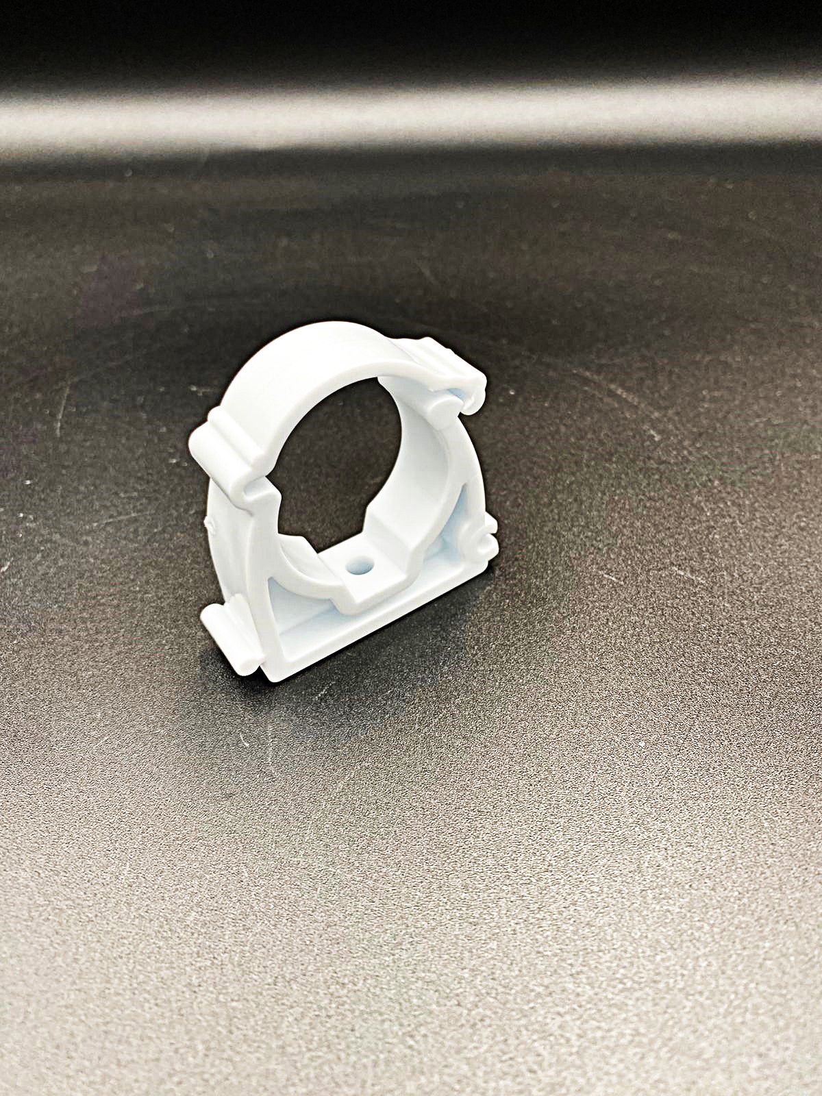 Опора полипропиленовая (с защелкой) для труб 32мм, VALFEX, арт.10160032