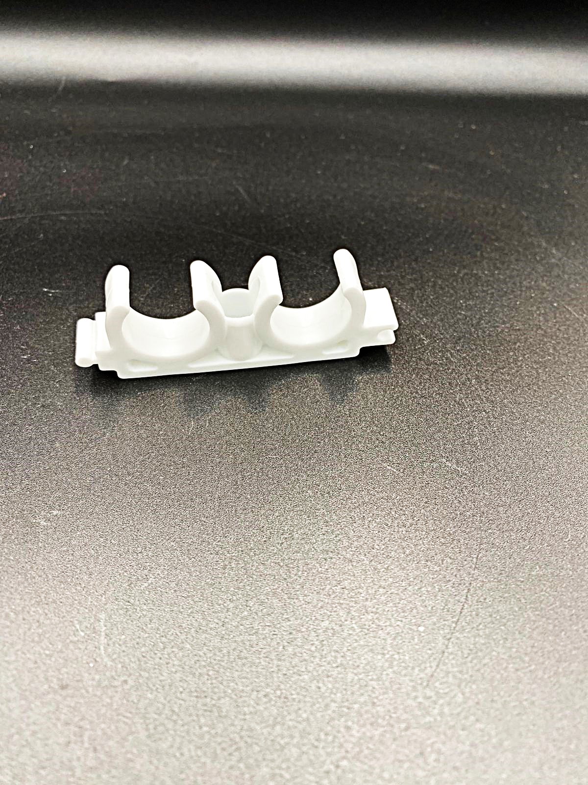 Опора полипропиленовая двойная для труб 20мм, VALFEX, арт.10161020