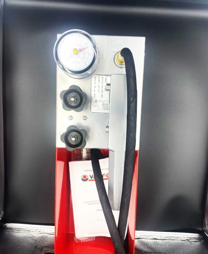 Насос опрессовочный ручной 50 бар, 12 л Valfex арт. VPTM-50