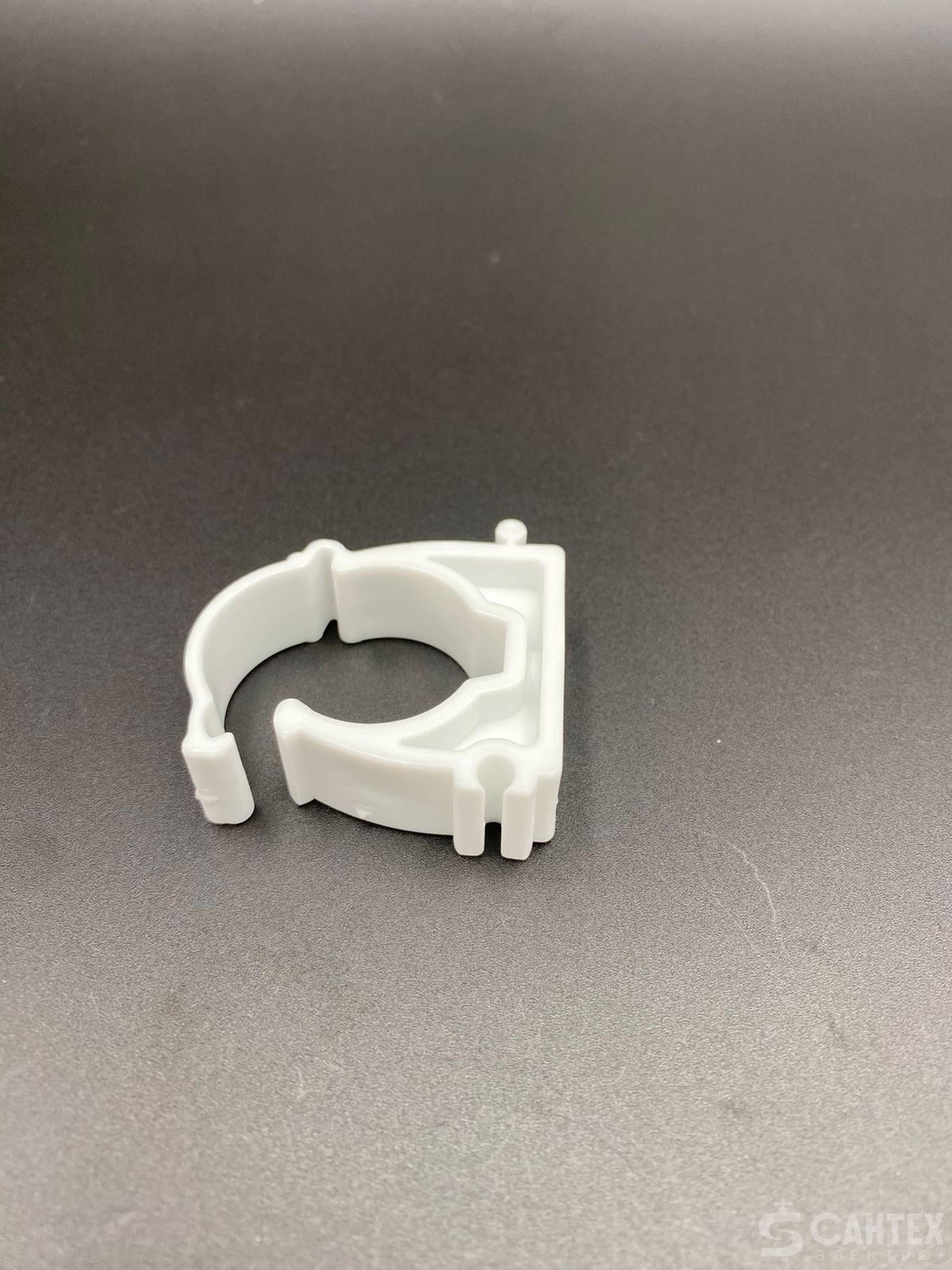 Крепление для труб (с защелкой) 25мм, VALFEX, арт.10160025