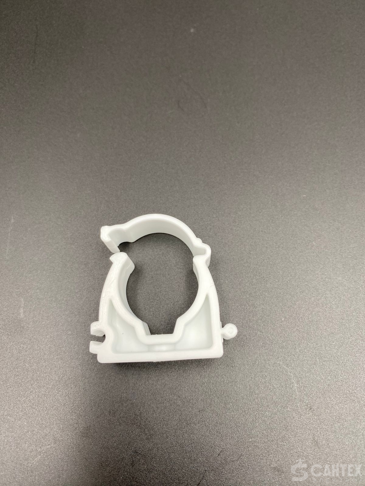 Крепление для труб (с защелкой) 25мм, VALFEX, арт.10160025