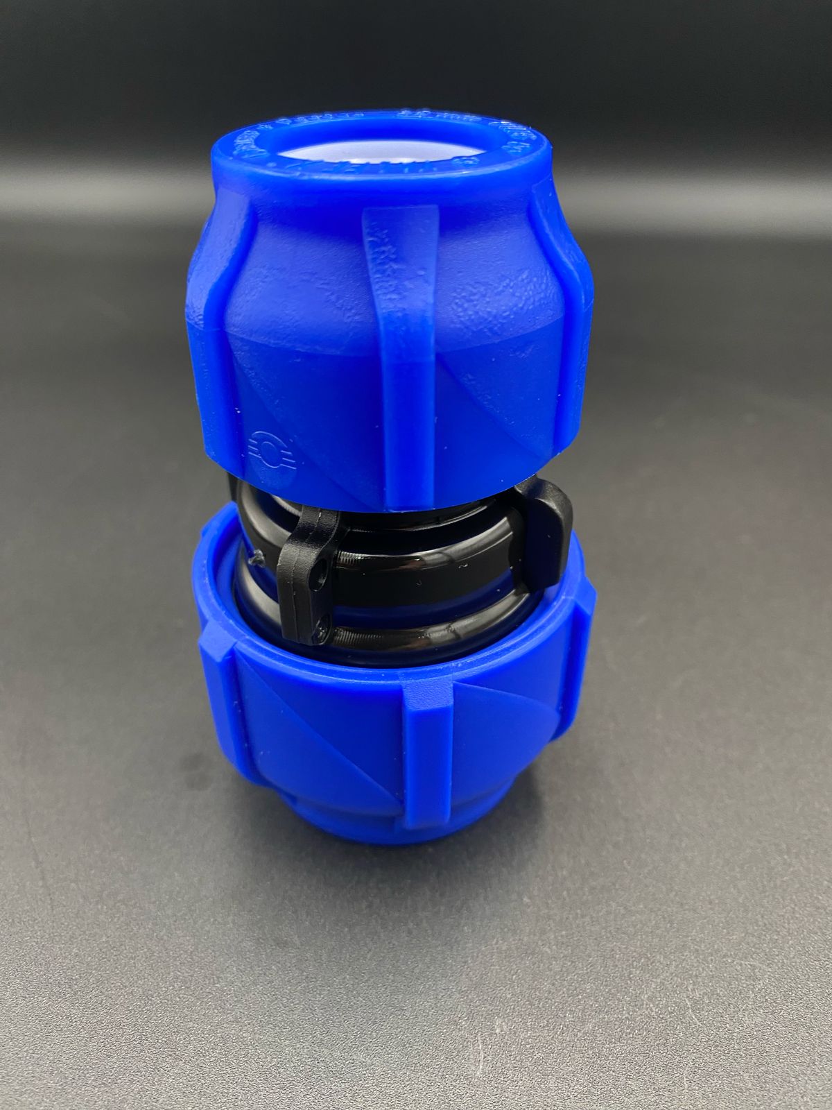 Муфта компрессионная переходная ПНД 32/25мм VALFEX