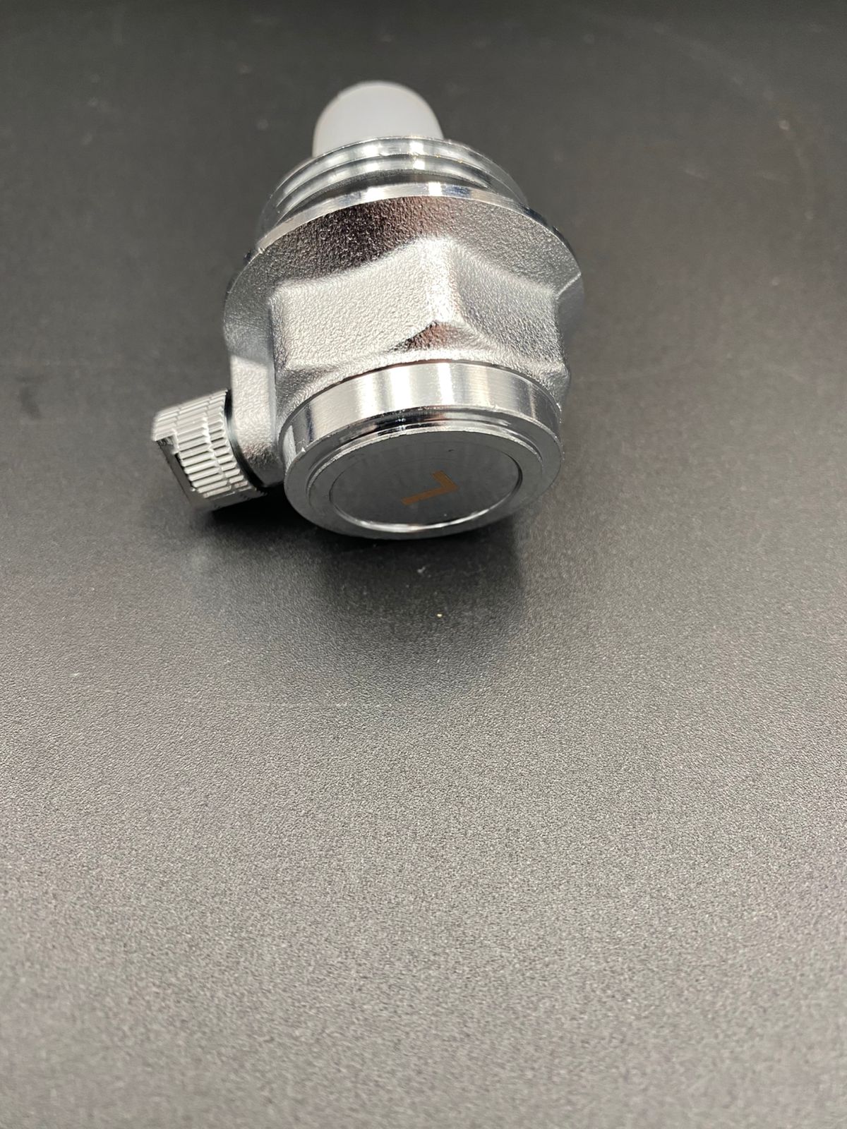 Воздухоотводчик автоматический для радиатора (левый) ду 1", VALFEX, арт.VF.500.L.100