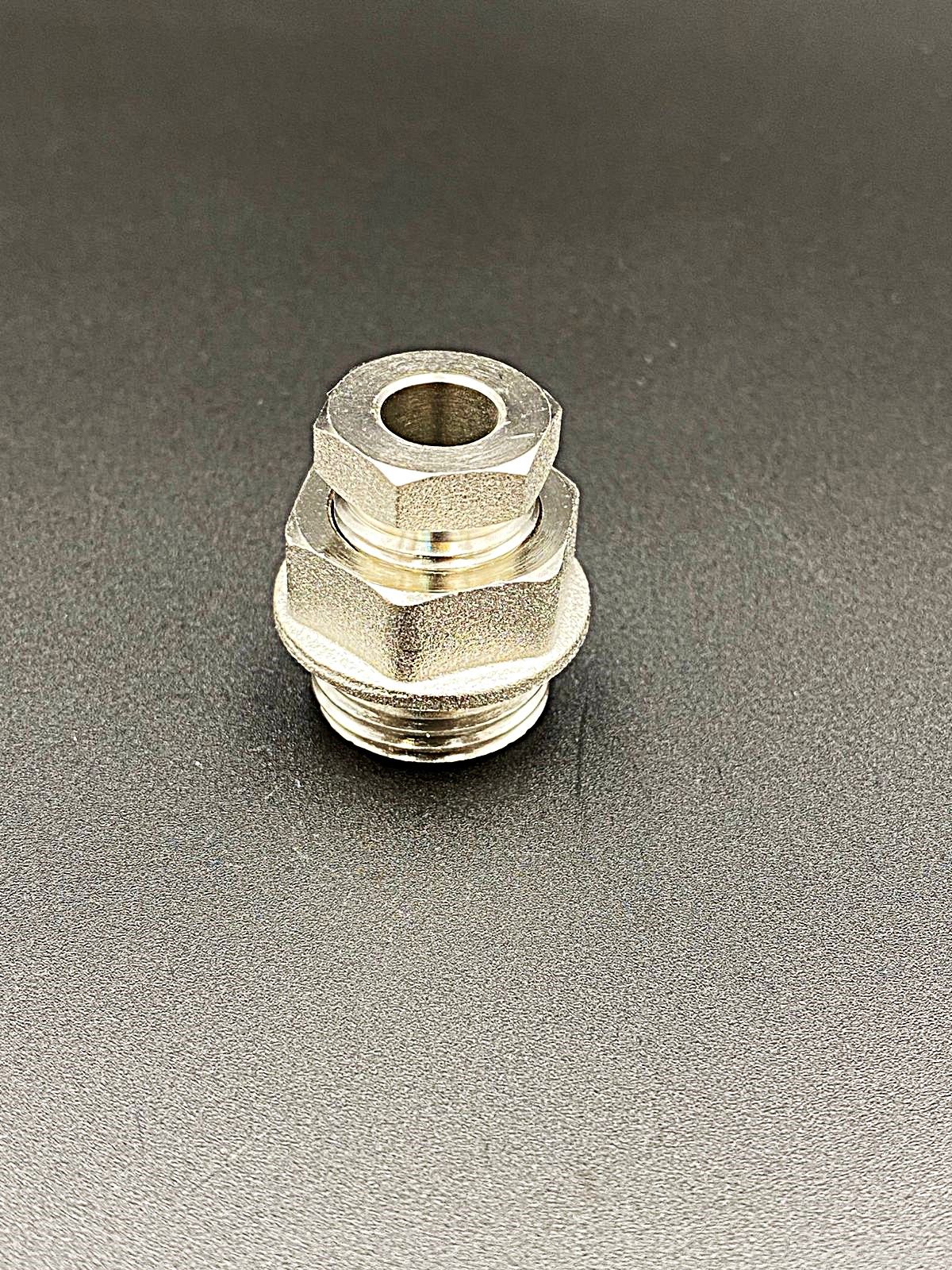 Муфта герметичная для ввода греющего кабеля в трубу (сальник) 1/2", TIM, арт.SHC022N