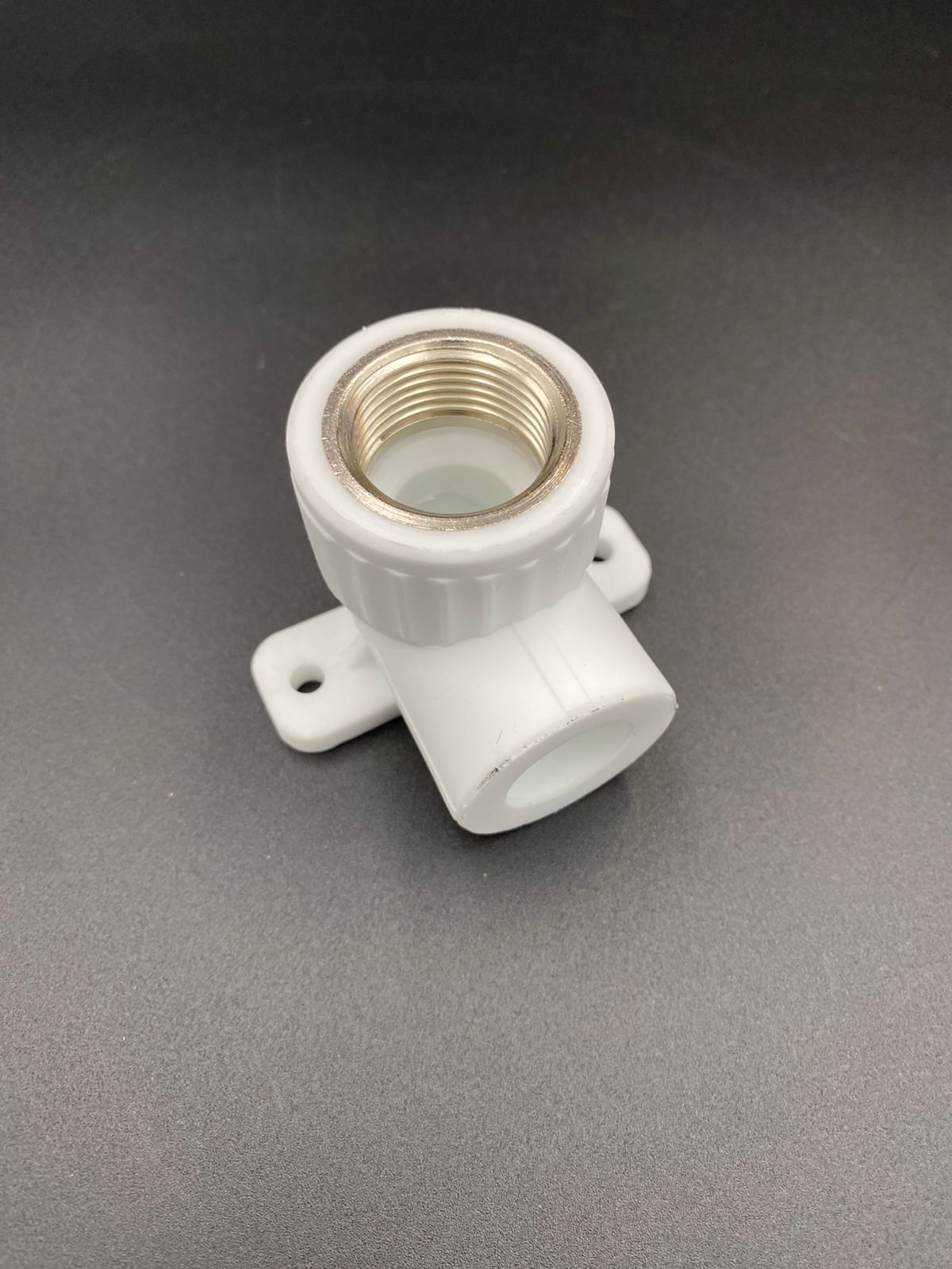 Угольник комбинированный с креплением 20 мм x 3/4" ВР, VALFEX, арт.10120225