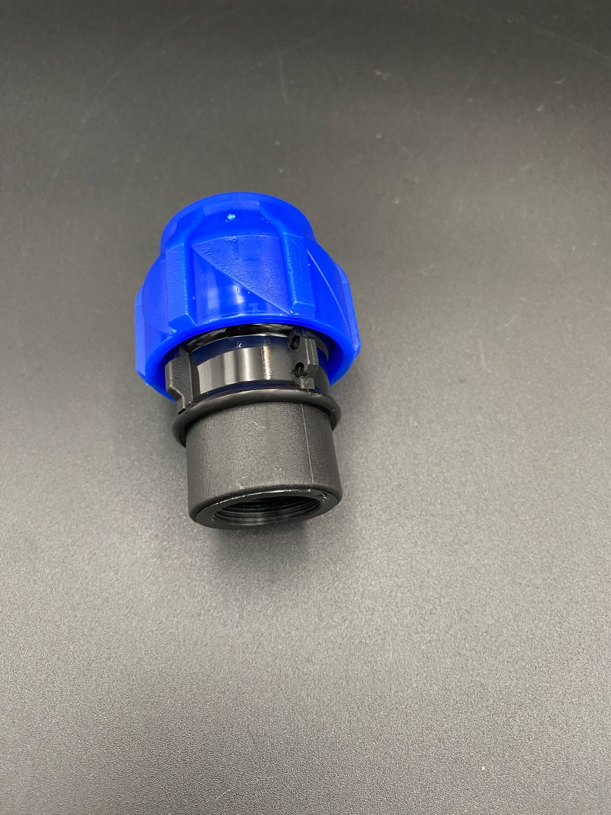 Муфта компрессионная ПНД 1/2"x25 мм ВР, VALFEX