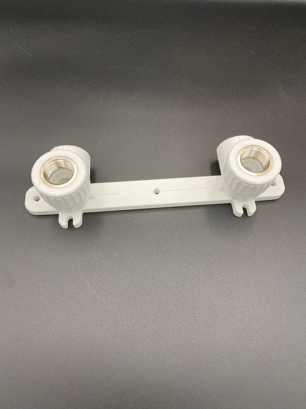 Планка PP-R монтажная белая 25 мм х 1/2" ВР под смеситель с водорозетками, VALFEX, арт.10124025