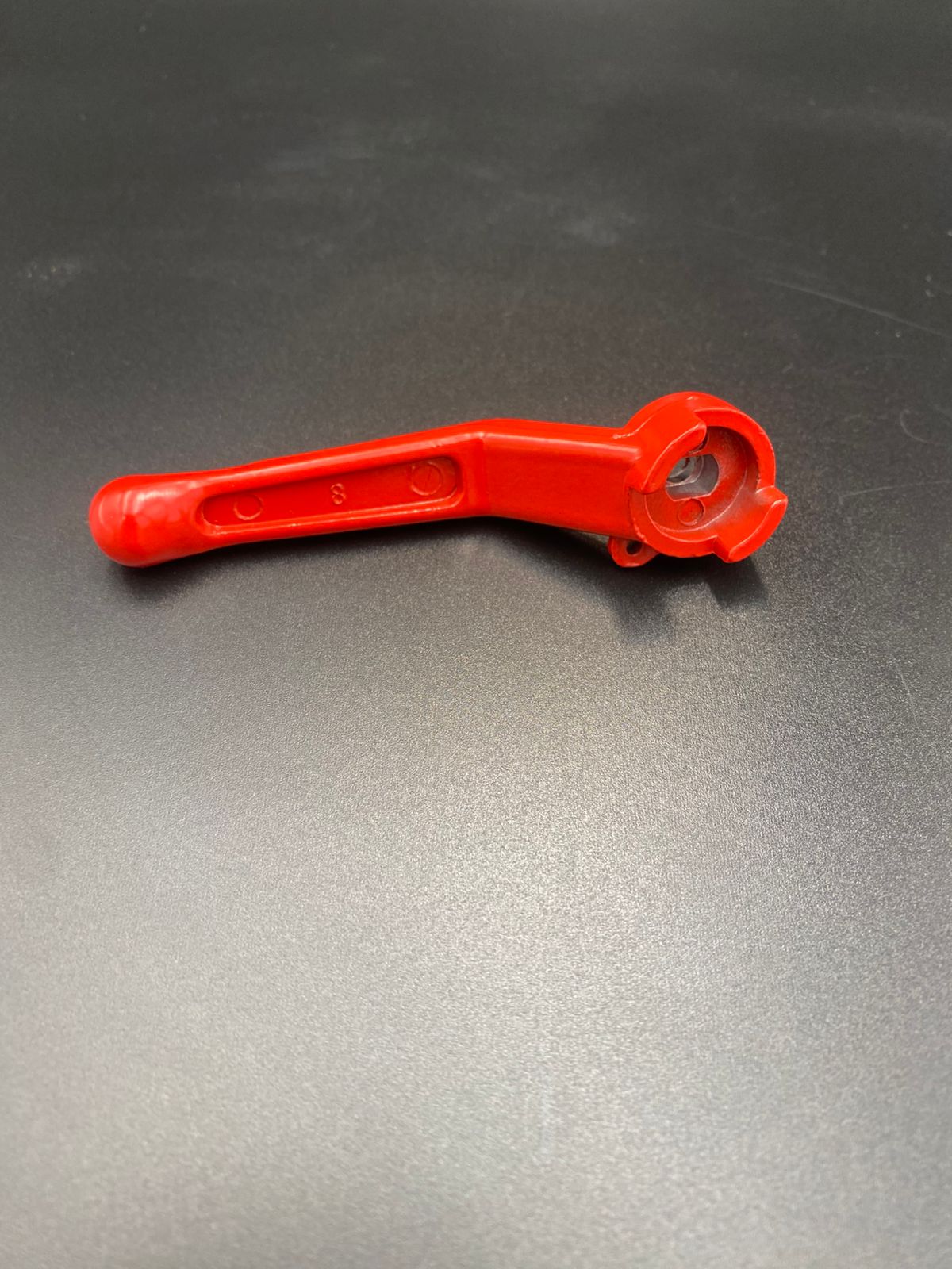 Ручка-рычаг 1/2";3/4" (посадочное гнездо как на фото) для шарового крана под пломбу (красная) VALFEX, арт.VF.RR2W.15.20.59