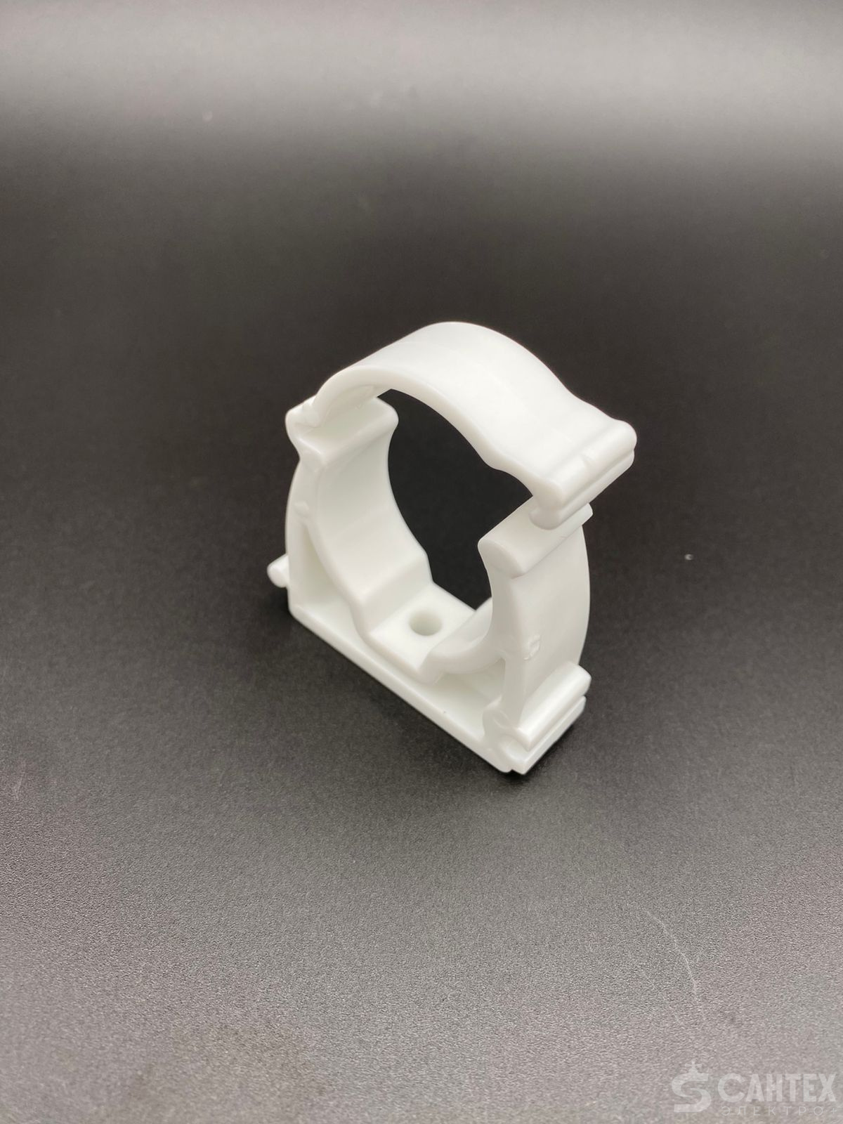 Крепление для труб (с защелкой) 32мм, VALFEX, арт.10160032