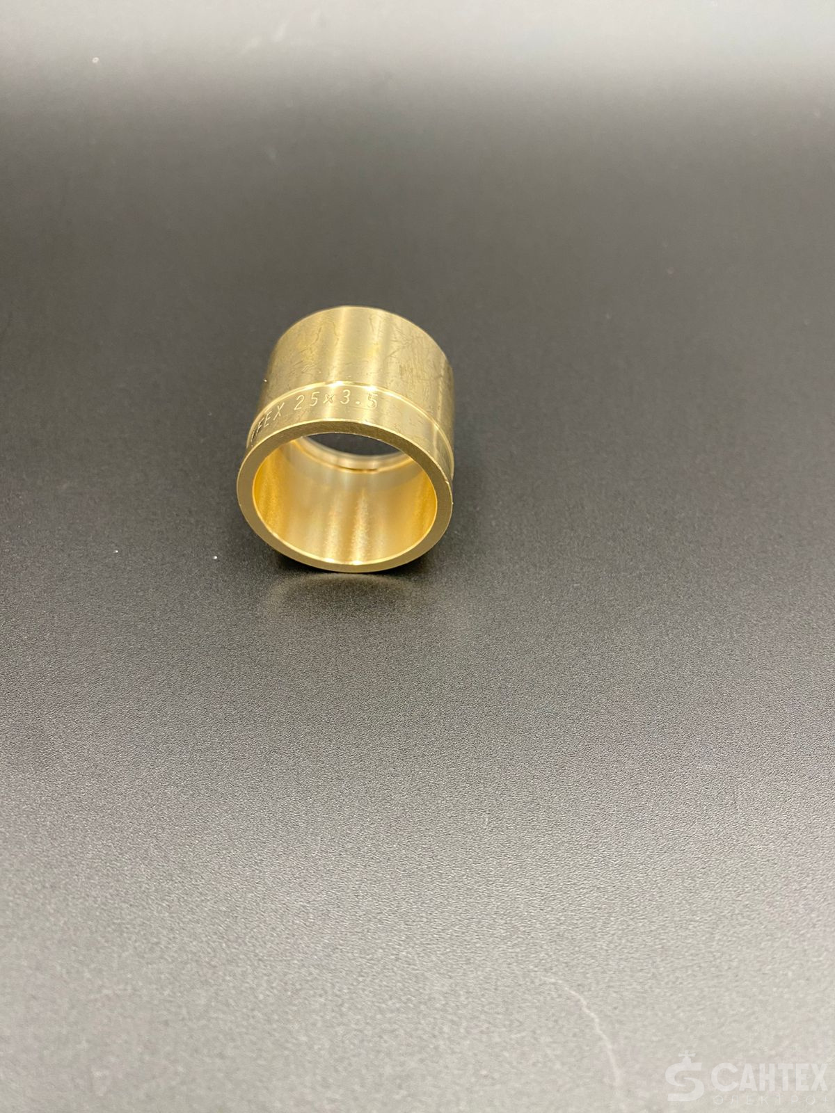 Гильза аксиальная надвижная 25(3,5) универсальная для труб РЕ-Х и PE-RT, VALFEX ,арт.VF.400.AF.002535