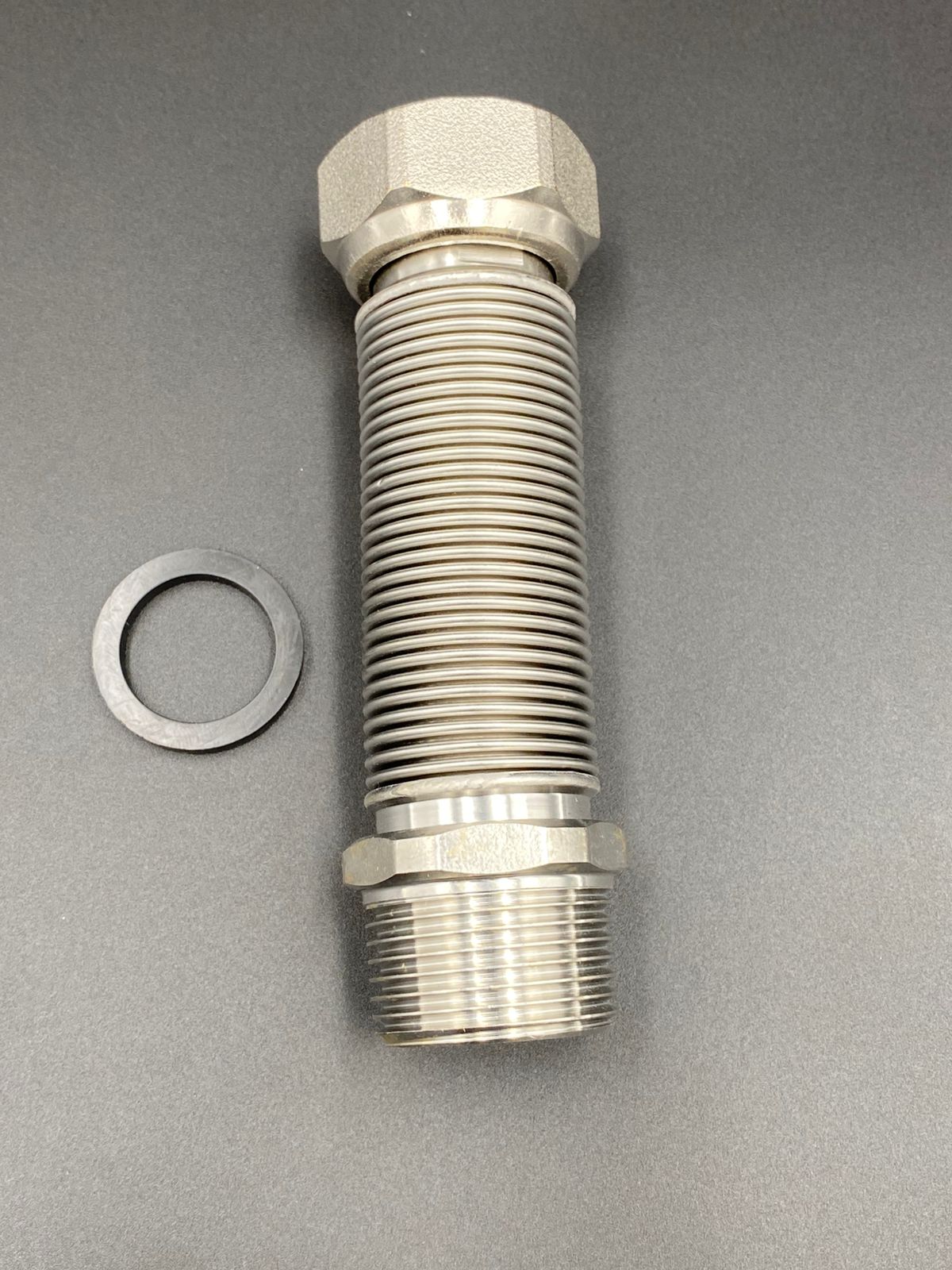 Подводка редукционная 1" г/ш (100-195мм) из нерж. стали сильфонного типа, арт.C-H100-044MF