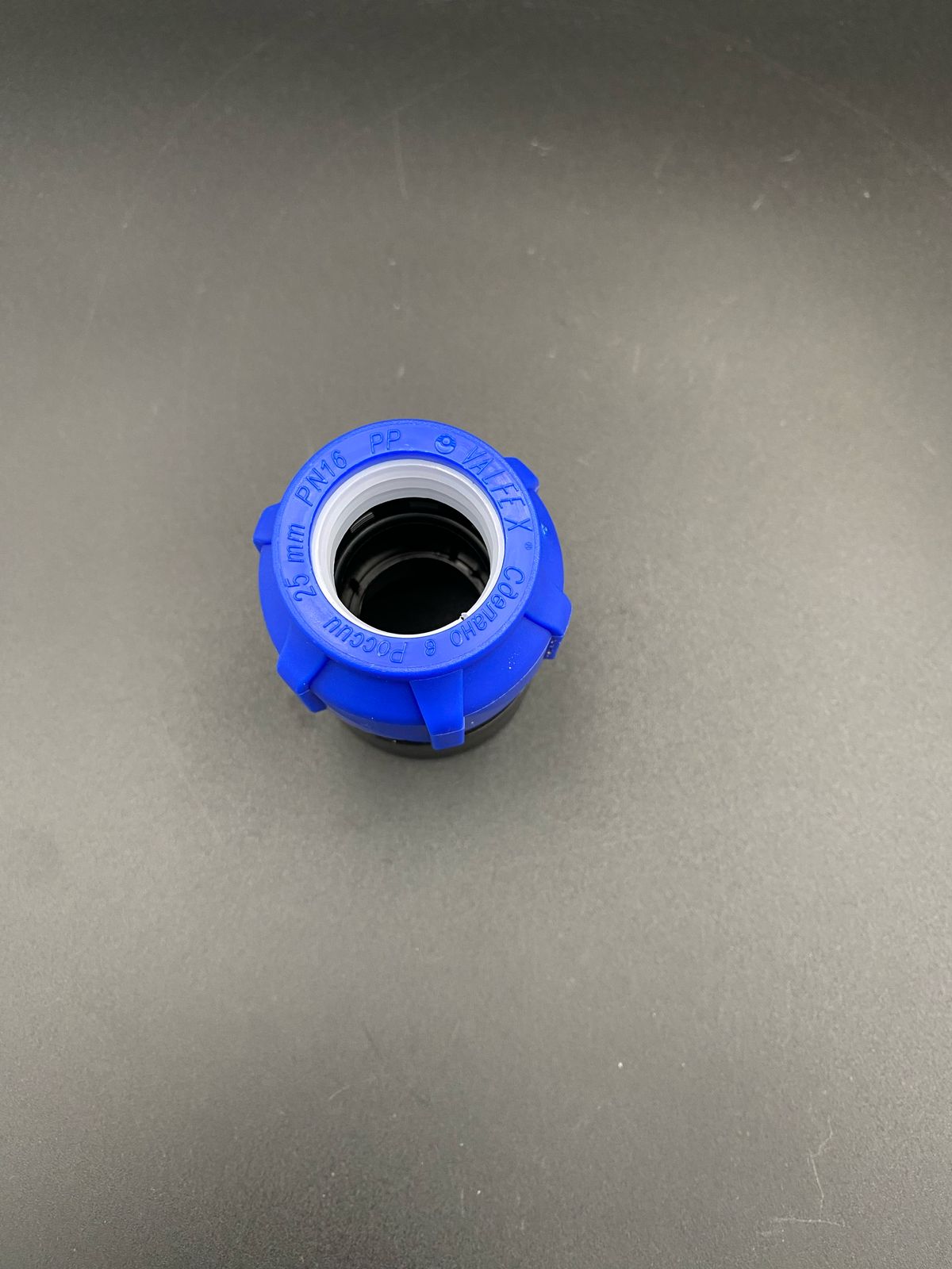 Муфта компрессионная ПНД 1"x25 мм ВР, VALFEX