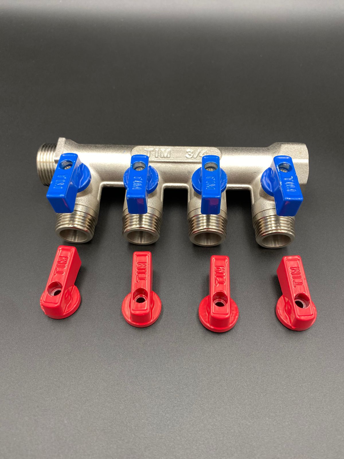 Коллектор распределительный с шаровыми кранами 3/4" (4 отвода) 1/2" под плоскую прокладку TIM ,арт.MV03N-4F