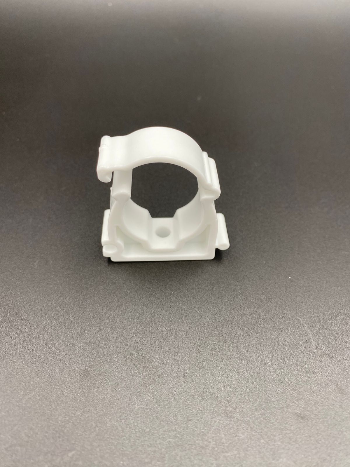 Крепление для труб (с защелкой) 25мм, VALFEX, арт.10160025