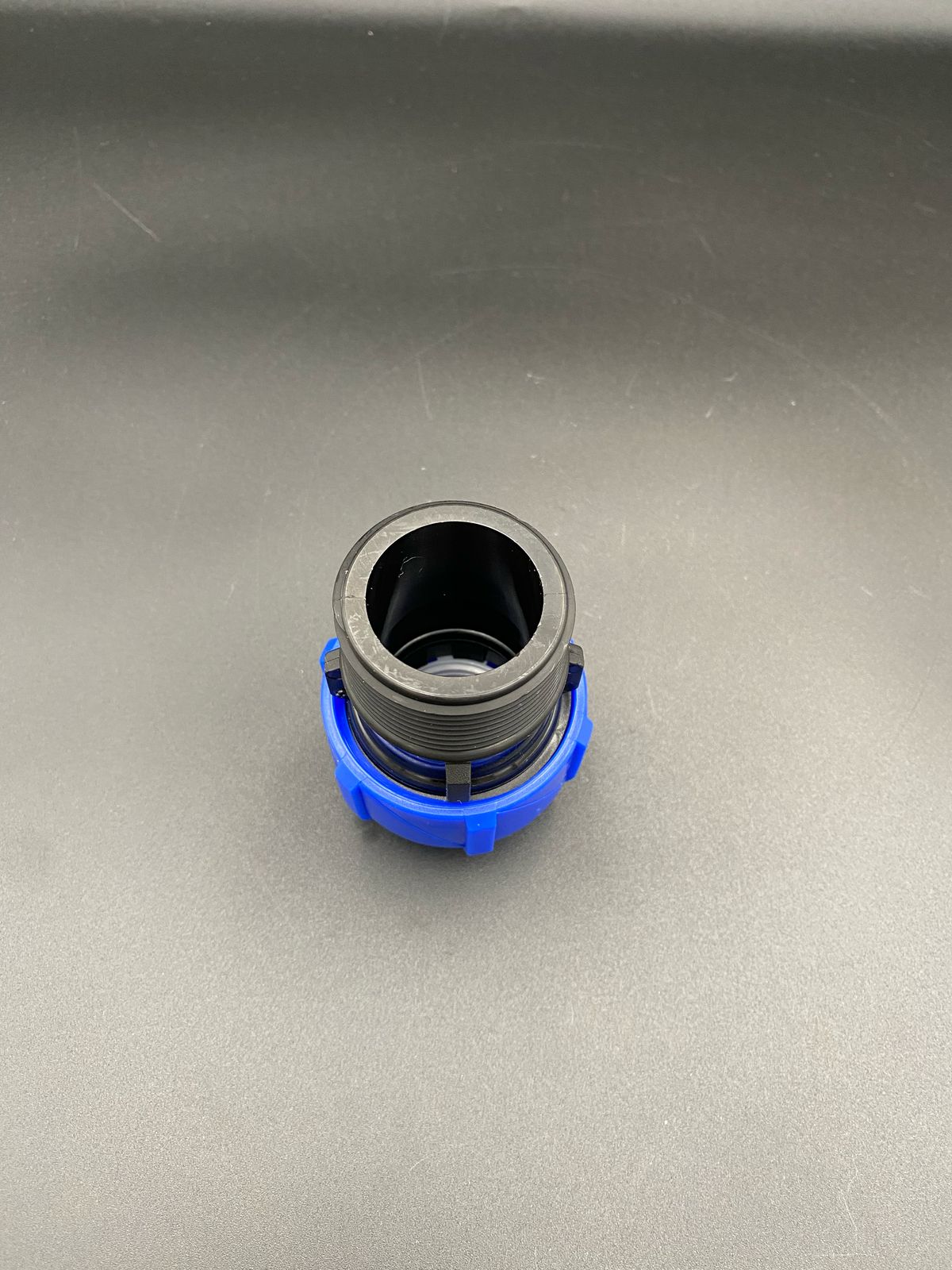 Муфта компрессионная соединительная ПНД НР 32х11/4" VALFEX