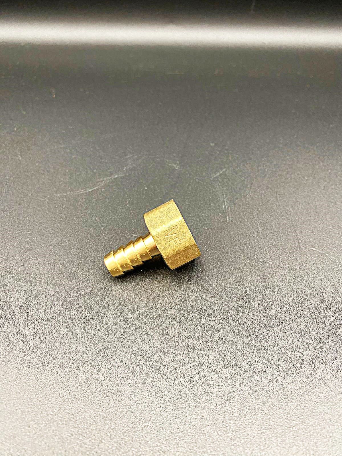 Штуцер для шланга, 1/2"*10 мм ВР, Valfex, арт.VF.654.L.012.10