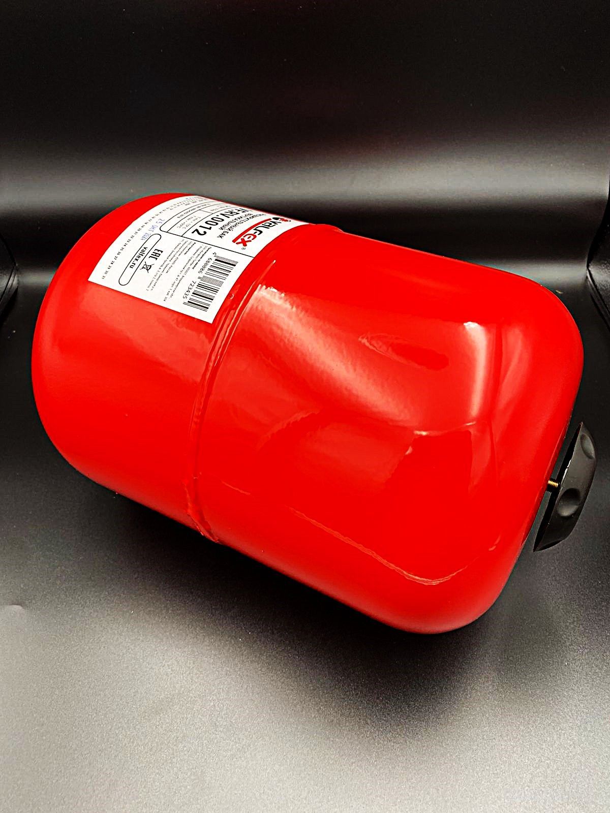 Бак расширительный 12 л вертикальный, красный, VALFEX, арт.VF.RV.0012