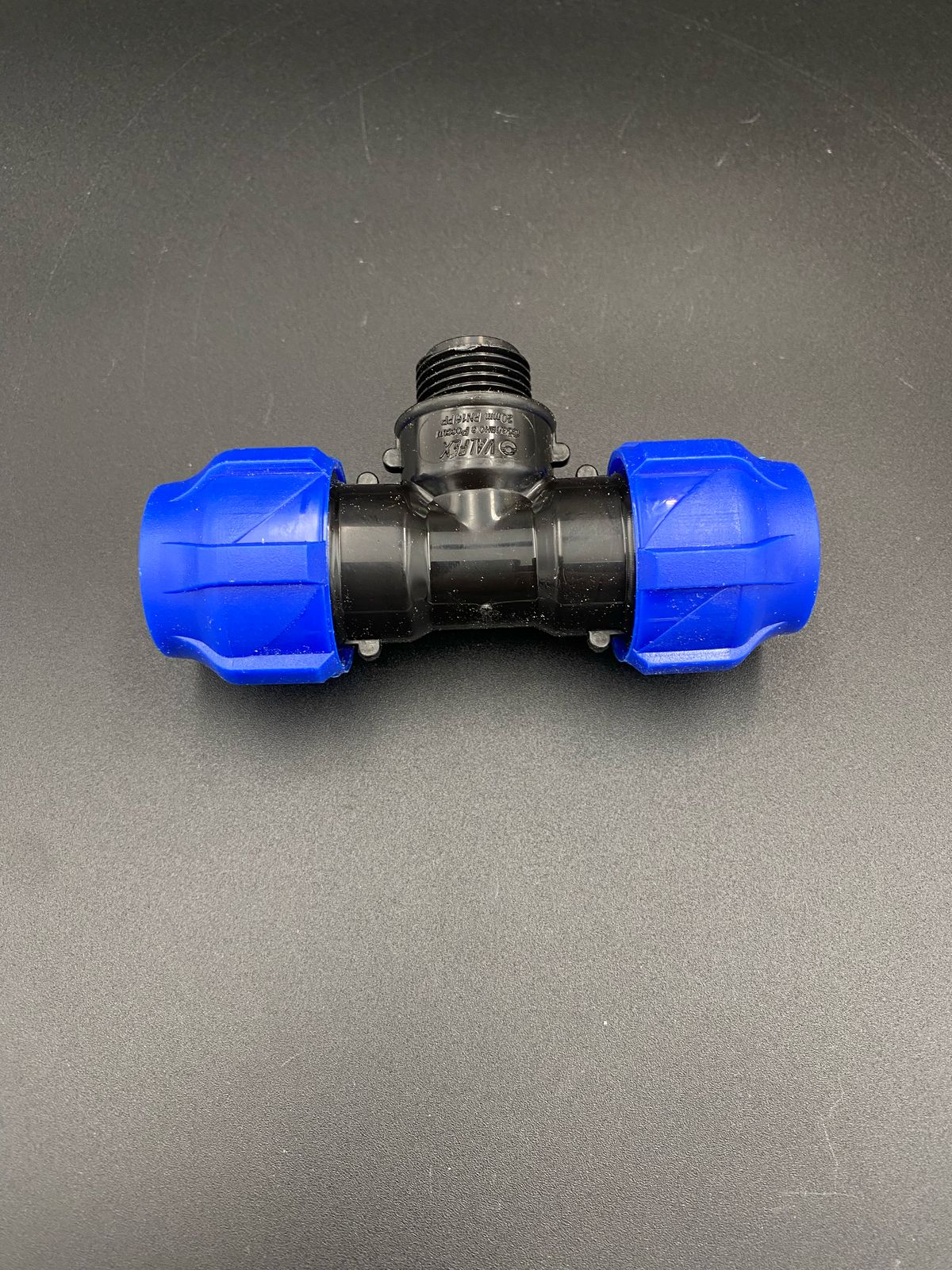 Тройник компрессионный переходной ПНД с НР 20x1/2"x20 VALFEX