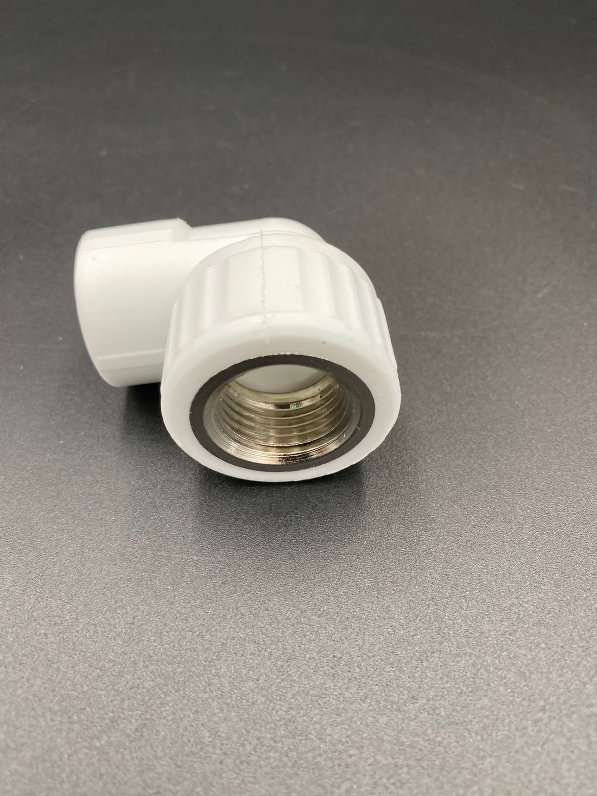 Угольник комбинированный полипропиленовый 20 мм х 1/2" ВР, VALFEX, арт.10125020