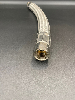 Шланг высокого давления (285 мм) для гидроаккумулятора ВР/НР 3/8"*1/2",VALFEX , арт.VF.285.038.012